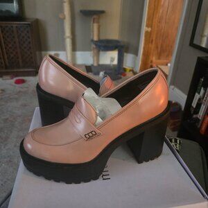 Madden Girl patent leather shoes